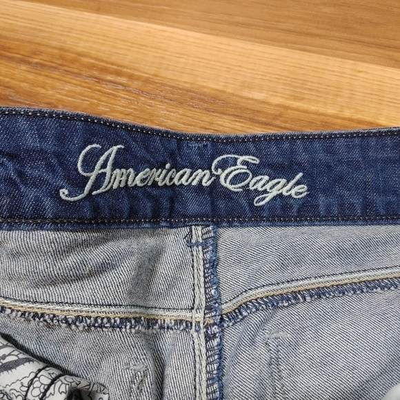 American Eagle AE77 Embroidered Pocket Flare Jeans 4 - Picture 8 of 15